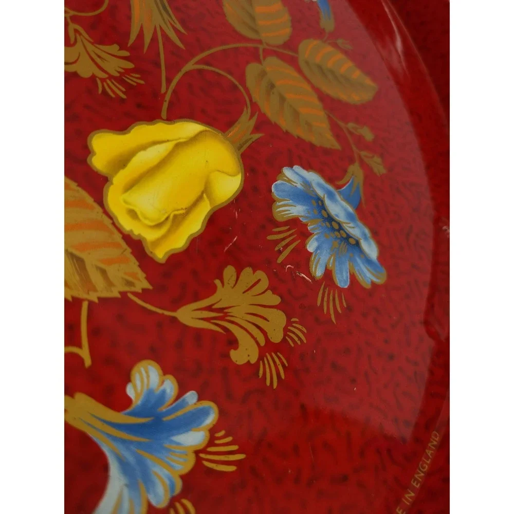 The Metal Tray Manufacturing Company Limited vintage round